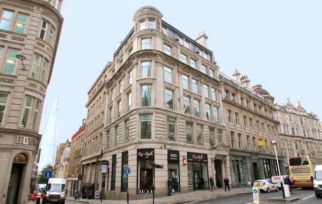 22 Eastcheap, London, Offices To Let - com385614203.jpg