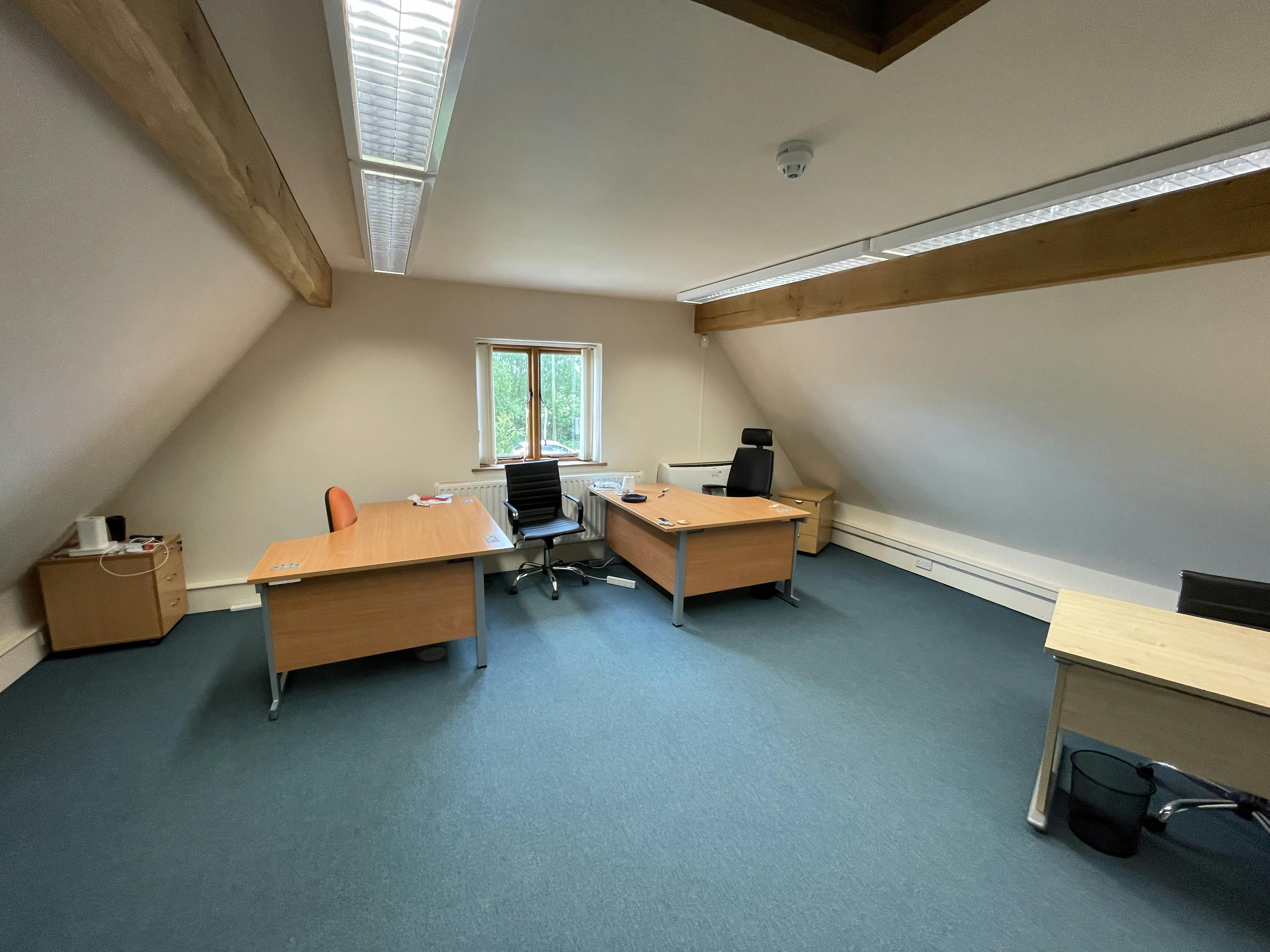 Suite 2, The Threshing Barn, North Weston, Thame, Office To Let - IMG_1881.JPG