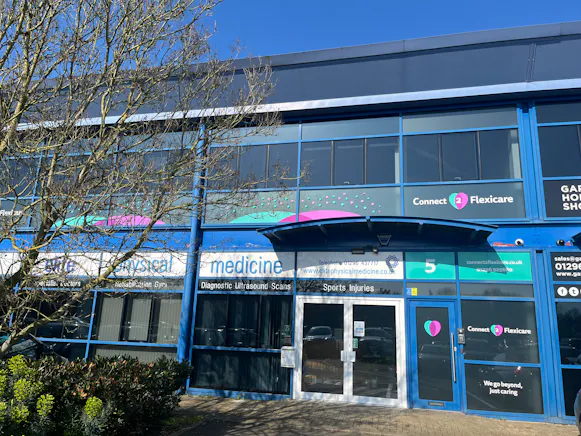 Unit 5 First Floor Offices, Midshires Business Park, Aylesbury, Offices For Sale - 20260319_101933490_iOS.jpg