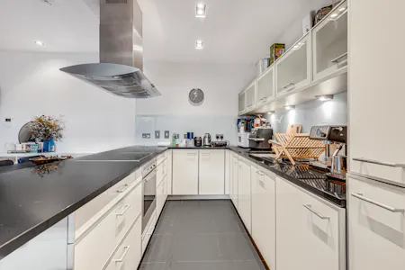Friend Street, London, Residential Flat To Let - Flat_1__25_Friend_Street-6.jpg