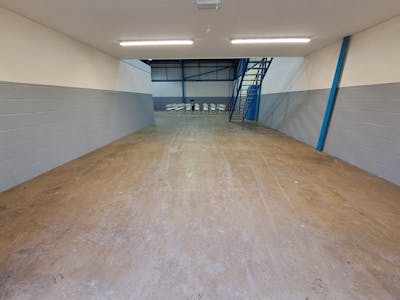 Unit B Dudley Road, Halesowen, Retail / Trade Counter To Let - 1000020964.jpg