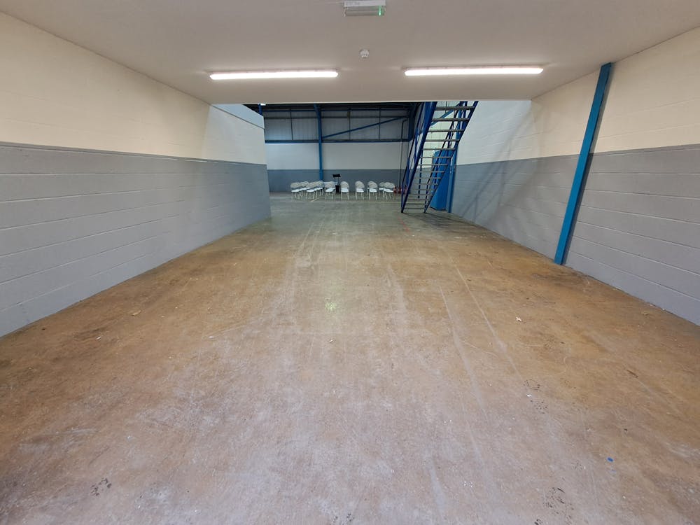 Unit B Dudley Road, Halesowen, Retail / Trade Counter To Let - 1000020964.jpg