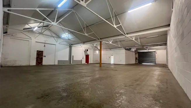 Unit 5a Courtenay Road, Wembley, Industrial / Warehouse To Let - 2.png