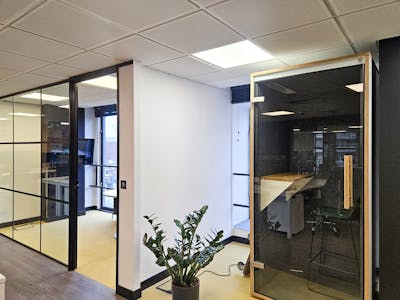 120 Aldersgate Street, Priory Fields House, London, Office To Let - 20241107_093650.jpg