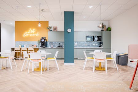 2 Work White Rose Park Arlington Business Centre, Leeds, Serviced Office To Let - White Rose Communal Area.jpg