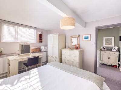 32 & 32A New Road, Porthcawl, Residential / Retail For Sale - 32A New Road029.jpg