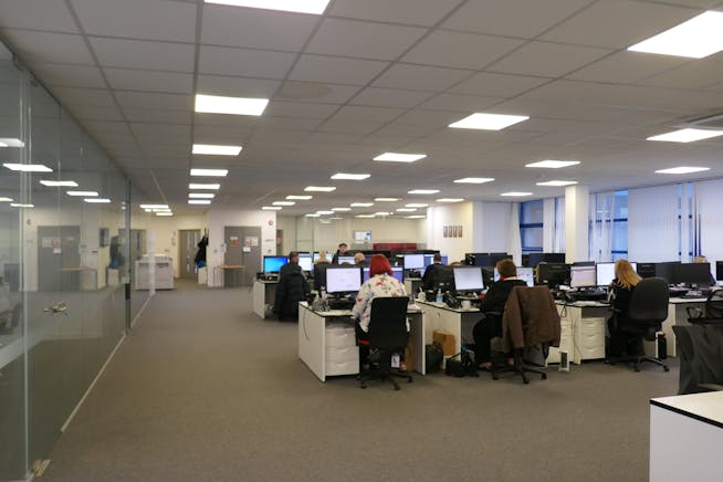7 Astra Centre, Harlow, Offices To Let / For Sale - P1040494.JPG