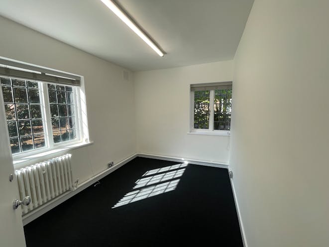 LO44 London Road Campus, Reading, Office To Let - IMG_1262.JPG