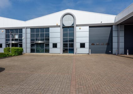 Unit 7, Sterling Park, Brierley Hill, Industrial / Warehouse To Let - Unit 7_002.jpg