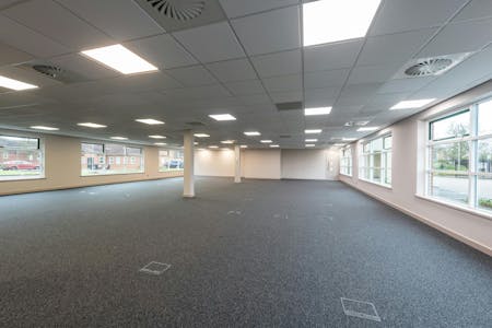 Ashwood, Grove Park Business Estate, Maidenhead, Office To Let - internal 6.jpg