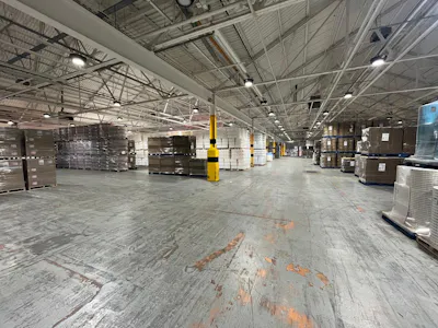 Unit 8, Standard Industrial Estate, Factory Road, Silvertown, Industrial / Warehouse To Let - WhatsApp Image 2026-03-20 at 15.01.27 (1).jpeg