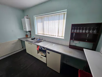 Kennedy House, Swinton, Manchester, Leisure / Office To Let - 20260708_135718_cleanup.jpg