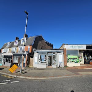 2 Station Approach, Heathfield, Office / Retail To Let - 20260408_092632_resized.jpg