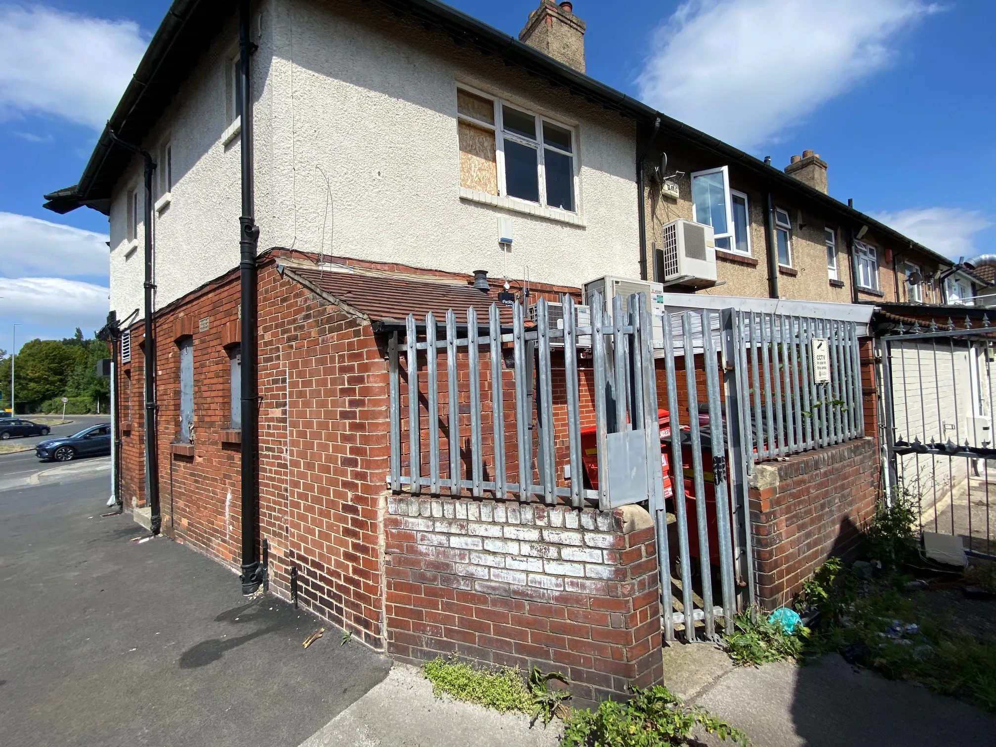 1 Hollin Park Mount, Easterly Road, Leeds, West Yorkshire, LS8 3AS