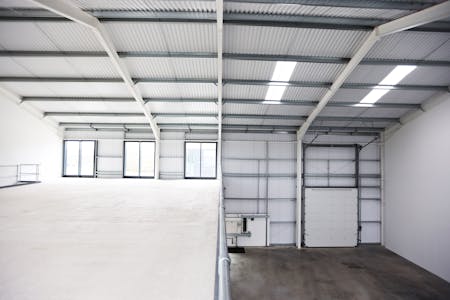 Orbis 9000, Westcott Venture Park, Aylesbury, Industrial To Let - Westcott Finished Buildings - ed nix 054.JPG