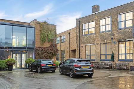 Studio 3, The Courtyard, Willesden, D1 (Non Residential Institutions) / D2 (Assembly and Leisure) / Leisure / Office To Let - 32061_forest_re___the_courtyard___ext05_lo.jpg