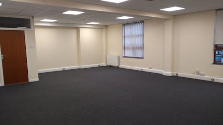 Warren House, Hockley, Office To Let - IMG_20171026_171759539.jpg
