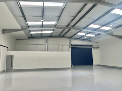 2 Liddall Way, West Drayton, Warehouse To Let - 2 Liddall - Warehouse 4.jpg