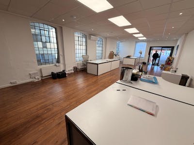 11 Ashleigh Drive, Leigh-On-Sea, Office To Let - WhatsApp Image 2026-04-28 at 13.54.03 (2).jpeg