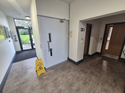 Unit 2, High Peak, Office To Let - 20260309_112218.jpg