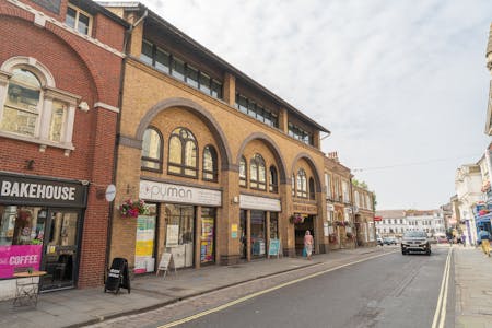Sheridan House, Winchester, Investment / Office / Retail For Sale - DSC05850.jpg