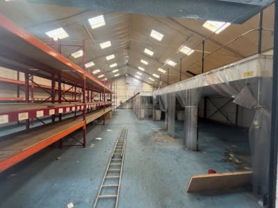 26 Progress Way, Croydon, Warehouse To Let - IMG_7437.jpg