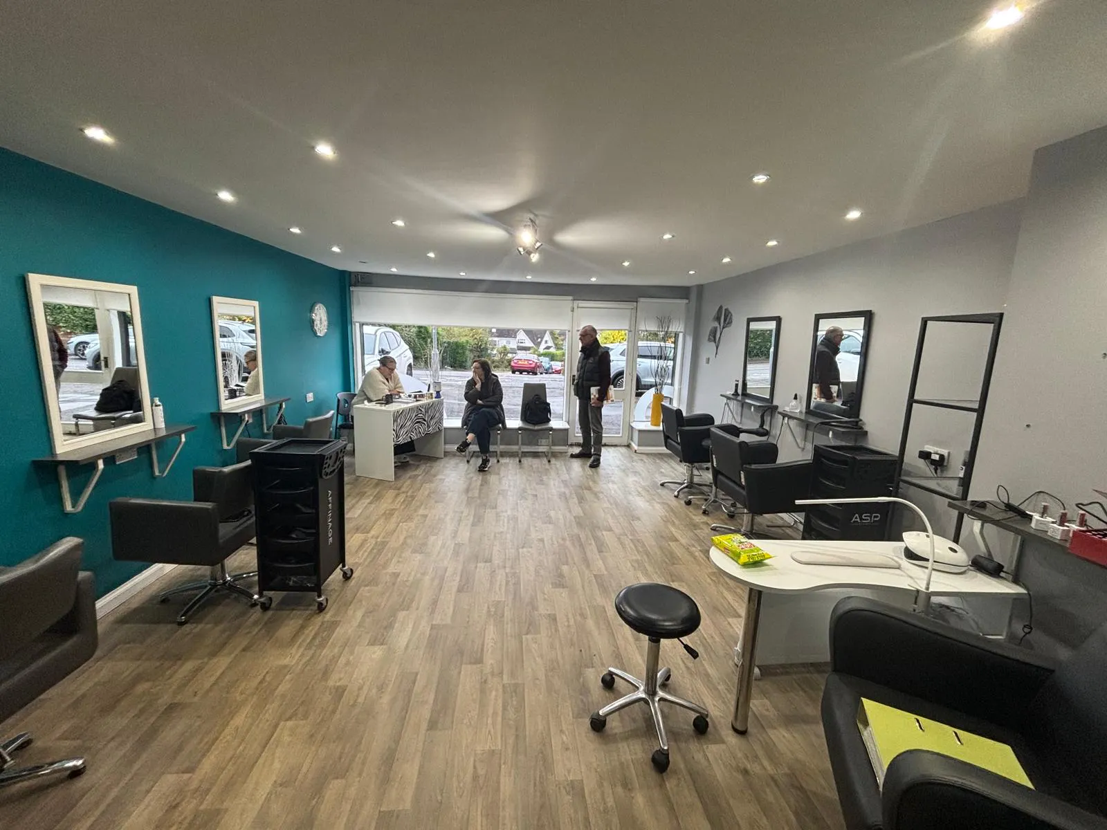 50 Westbourne Crescent, Glasgow, Retail To Let - 50 Westbourne Crescent