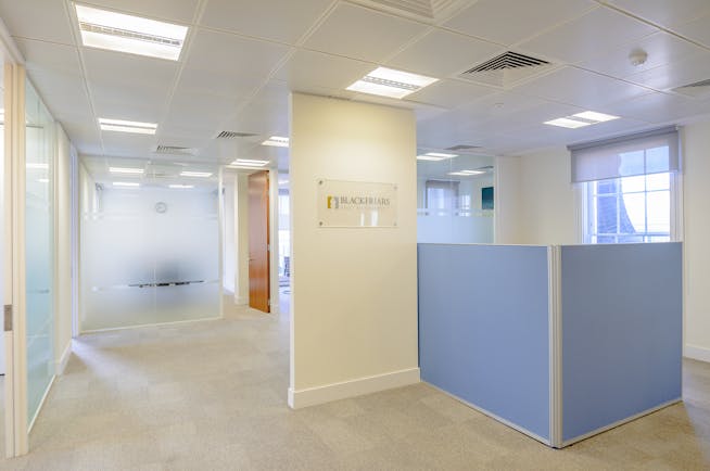 9 Cloak Lane, London, Office Lease Assignment / For Sale - 9 Cloak Lane, EC4 picture No. 12