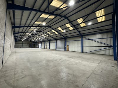 19A Maes Y Clawdd, Oswestry, Distribution Warehouse / Trade Counter / Warehouse To Let - IMG_6008.jpeg