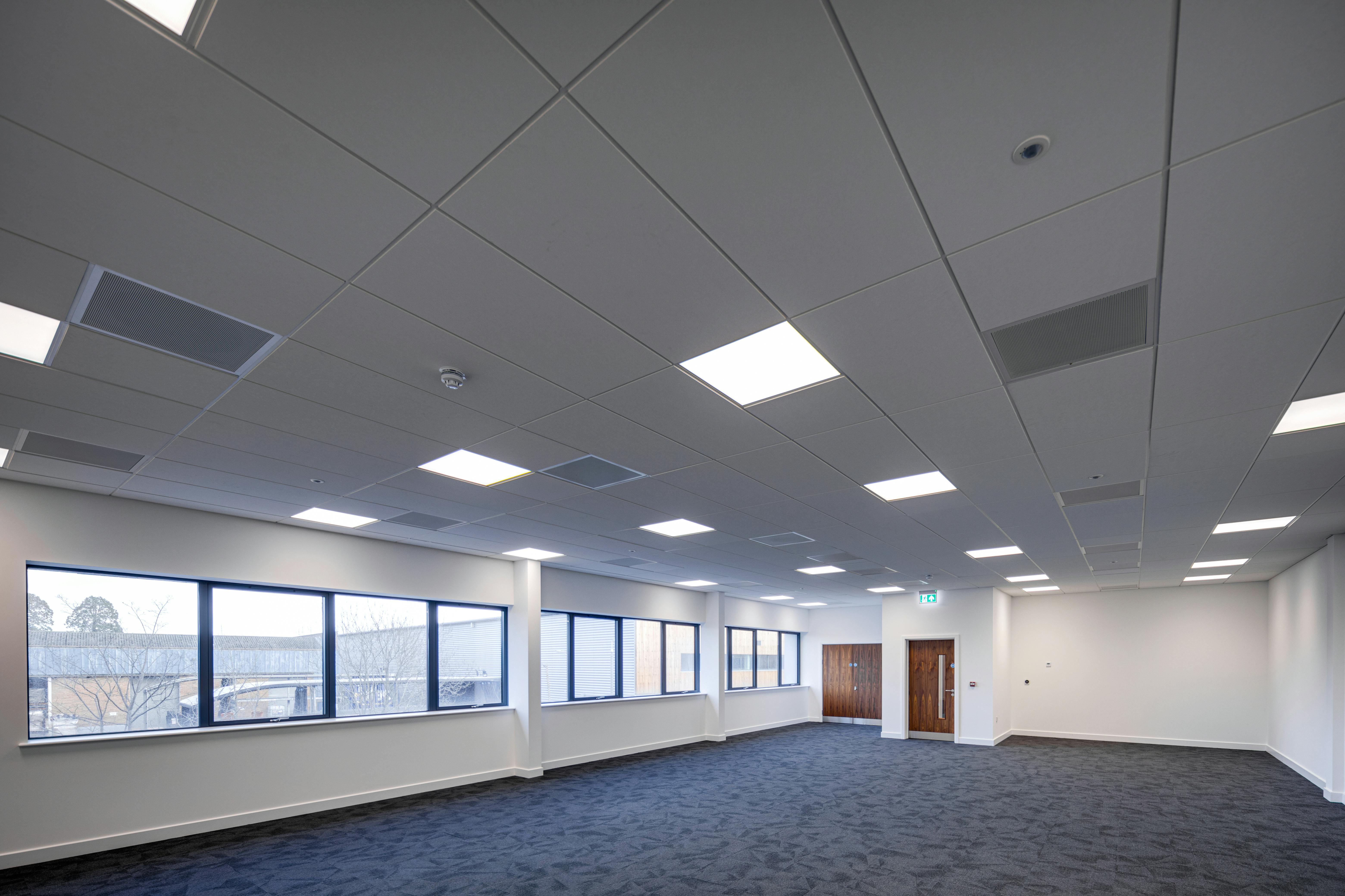 Unit 10, Hurricane Urban Hub, Reading, Berkshire, Warehouse & Industrial To Let - U10_0043.jpg