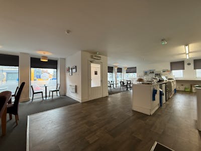 34 South Street, Bo'ness, Investment - Retail & Leisure For Sale - 20260218_150018504_iOS.jpg