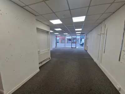 107/107a High Street, Portsmouth, Office / Retail For Sale - 20261008_155345.jpg