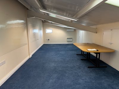 8-9 Babylon View Oxford Road, Yeovil, Industrial/Logistics For Sale - IMG_1961.JPG