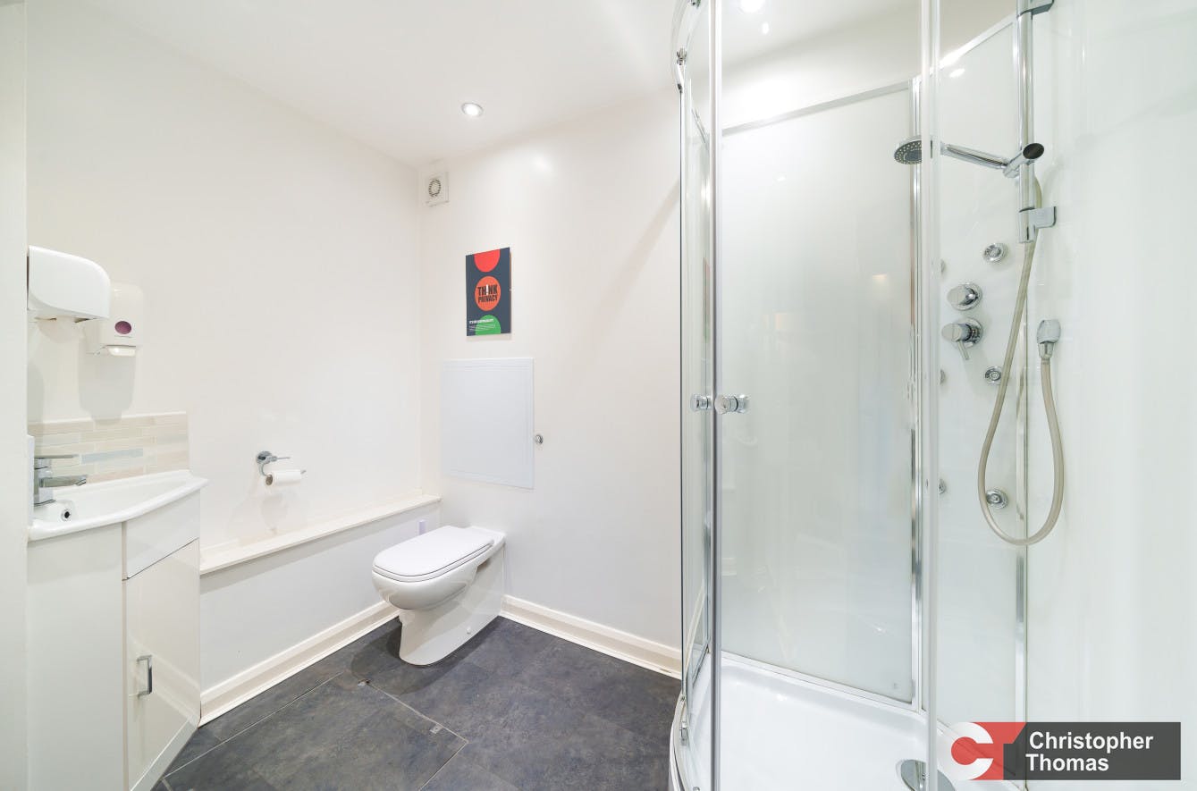 119 Arthur Road, Windsor, Office / Residential For Sale - e90418fd7f404558919ecb44335aed40.JPG