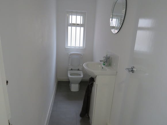 2A Princess Way, Camberley, Offices / Retail To Let - IMG_1949.JPG