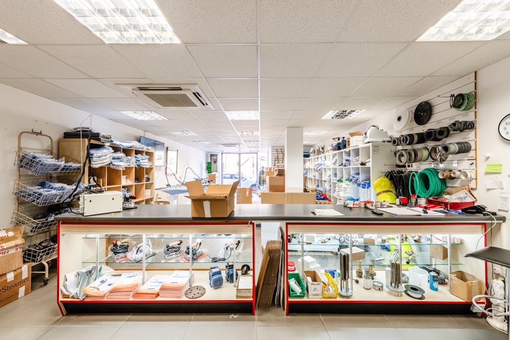 Ground Floor & Basement, 6C Sheep Lane, London, Leisure / Office / Retail To Let - Sheep Ln 6C  4.jpg