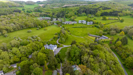 Colomendy, Mold, Education / Leisure / Other For Sale - DJI_20260512170909_0378_D.jpg