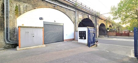 Arch 213, Ponsford Street, London, Industrial To Let - 20260501_194518 - Edited.jpg