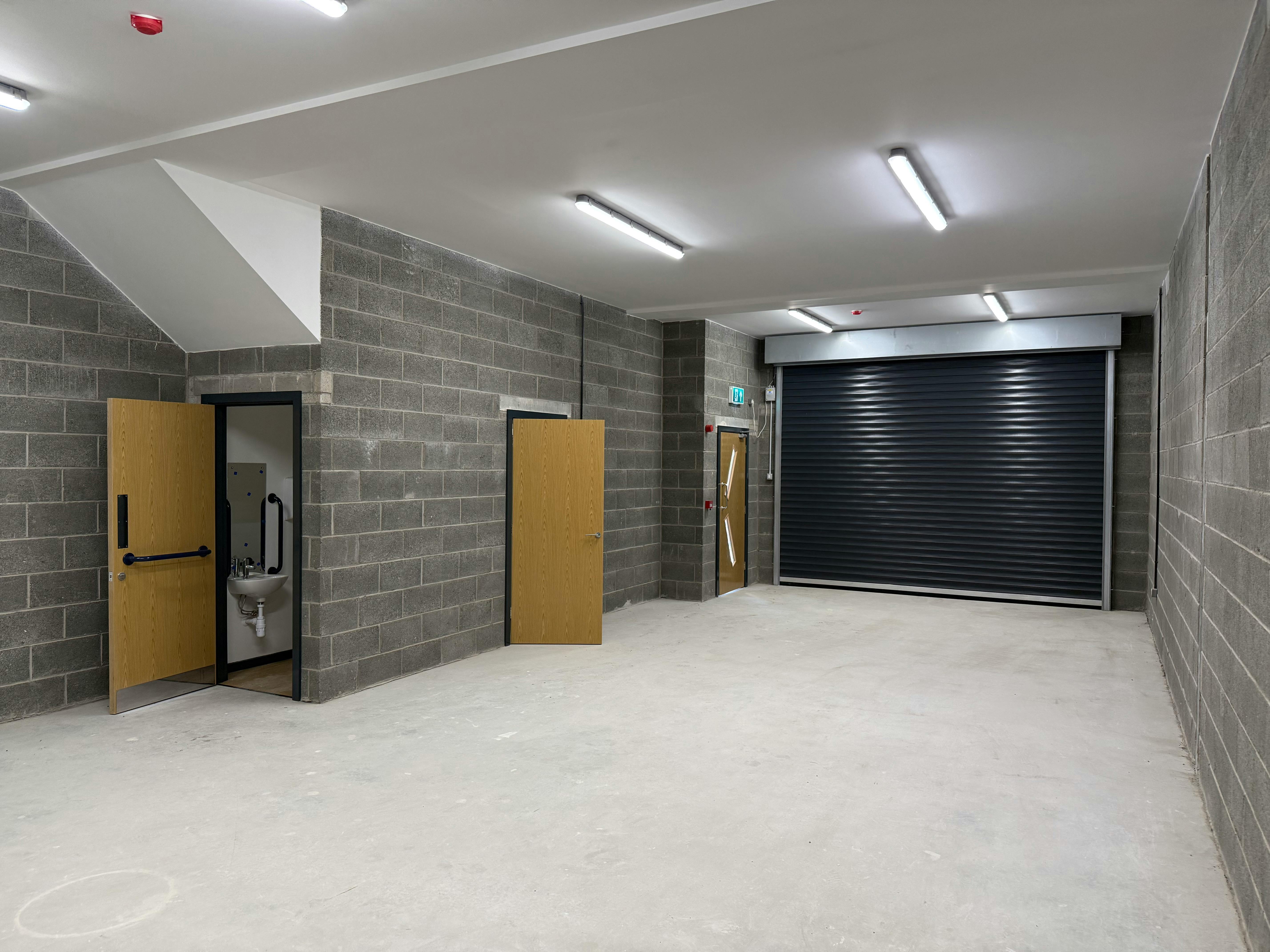 Whistler Drive, Castleford — image 2