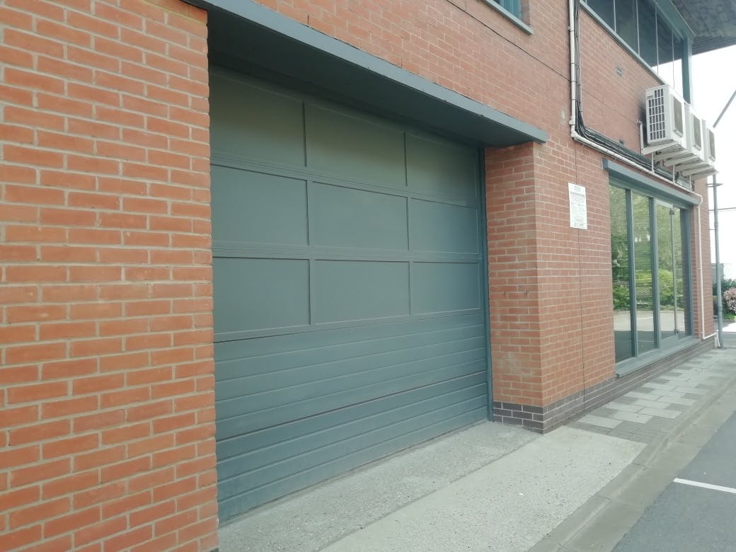 Ground Floor, Unit 2 E-Centre, Bracknell, Industrial To Let - IMG_20210511_133144_resized_20210511_013441886.jpg