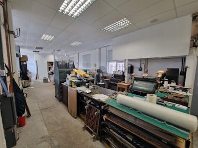 16 Towerfield Close, Southend-on-Sea, Industrial/Logistics For Sale - WhatsApp Image 20250310 at 120015_16df42de.jpg