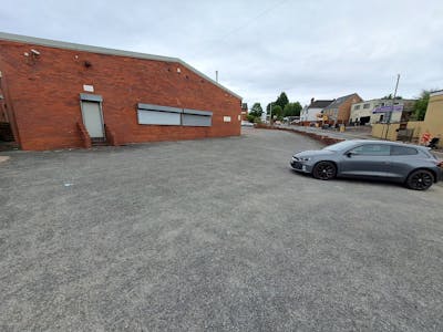 10 Broadwyn Trading Estate, Cradley Heath, Industrial To Let - 1000004851.jpg