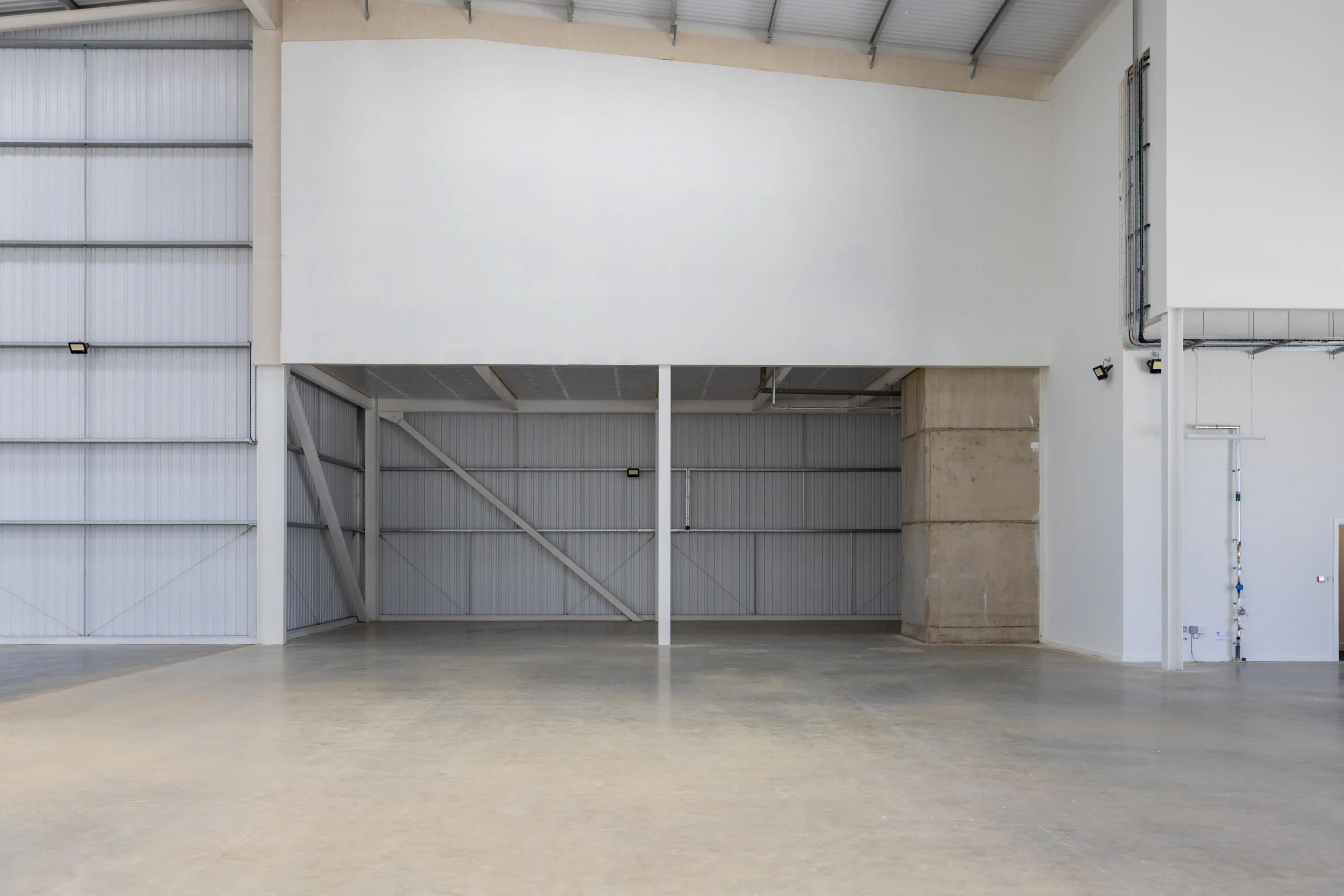 Unit 13 T45, Aire Valley Road, Leeds, West Yorkshire, LS9 0AA
