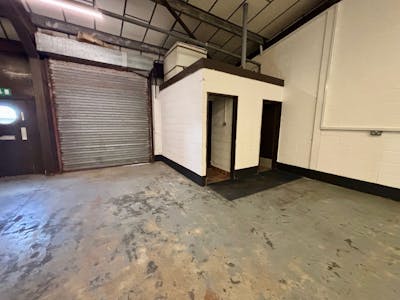 Unit 11, Pentood Industrial Estate, Cardigan, Industrial To Let - 11 Pentood 12.jpg