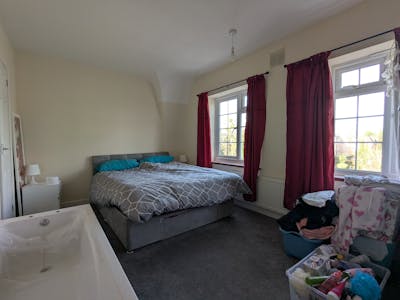 212, London Road, Guildford, Investment For Sale - 1000008229.jpg