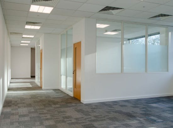 Office in Southampton - photo 4