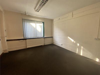 Penllyn Workshops, Plassey Street, Bala, Industrial / Light Industrial / Office To Let - Photo 7