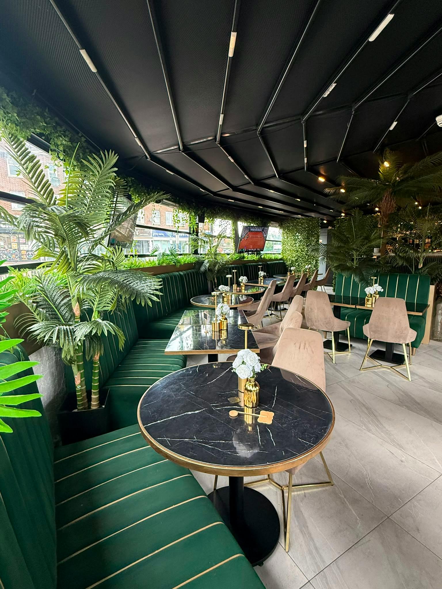 1 Chase Cross Road, Romford, Restaurant To Let - WhatsApp Image 2026-06-05 at 21.30.13 (3).jpeg
