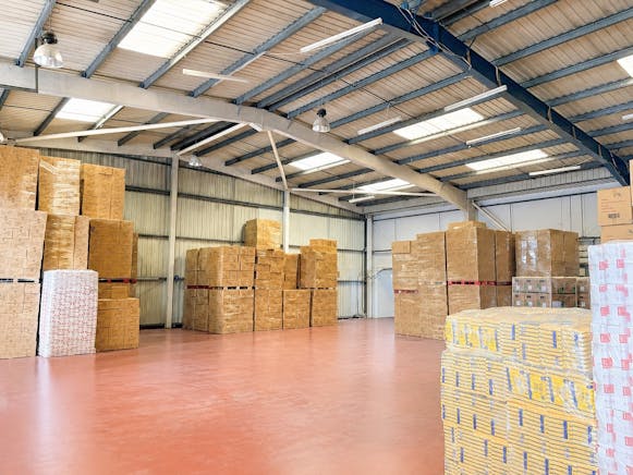 Unit 10 Coldharbour Pinnacles Estate, Harlow, Industrial To Let - Warehouse 2