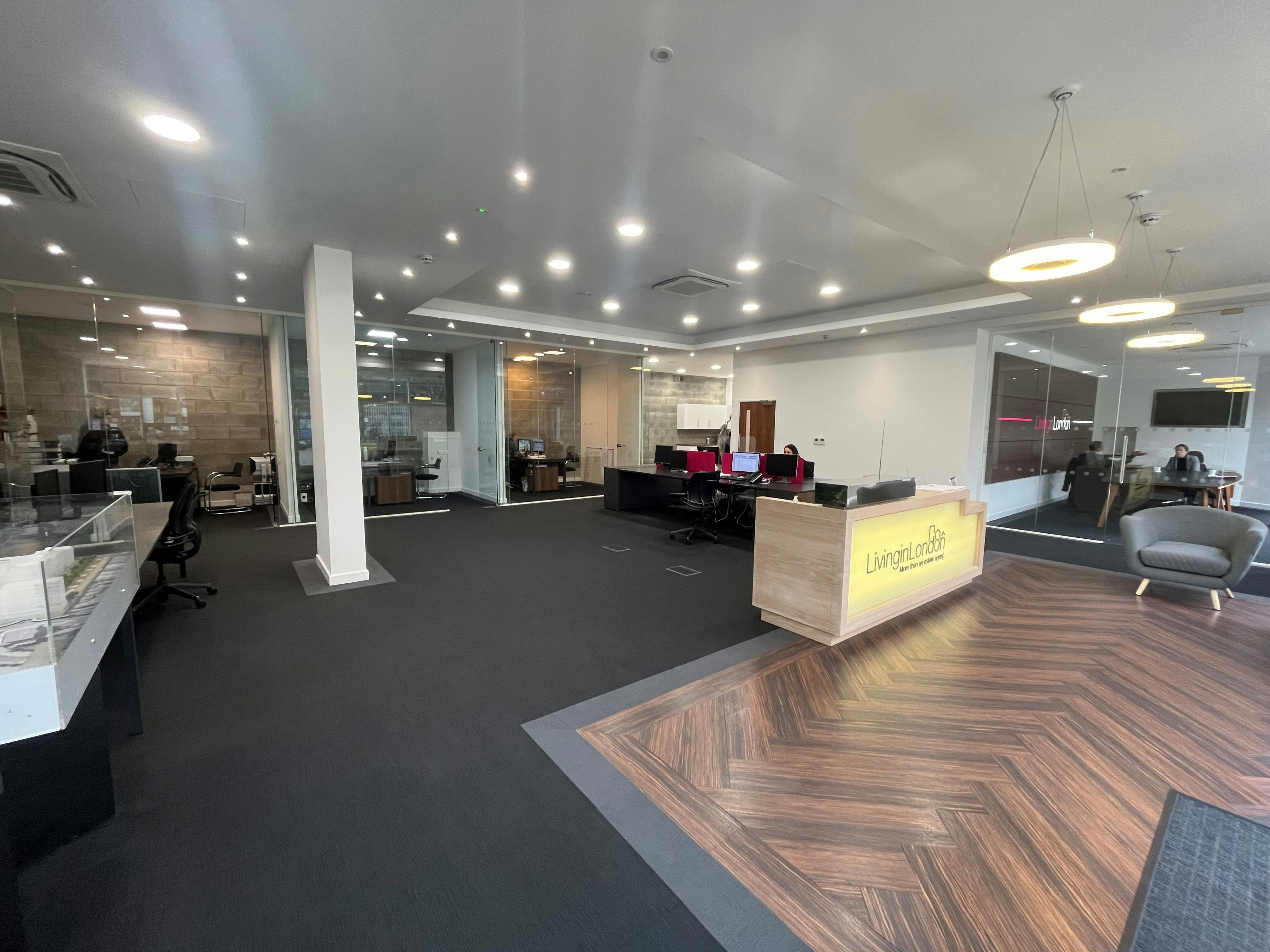 Retail/Shop in Surrey Quays - photo 2